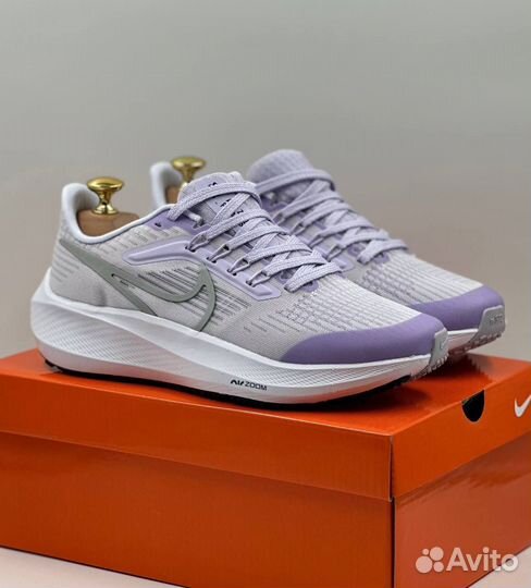 Кроссовки женские Nike Air Zoom