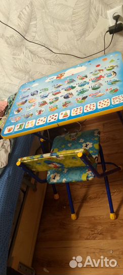 Детский стол и стул