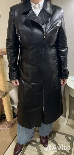 Кожаный плащ женский