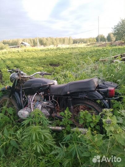 Продам мотоцикл урал