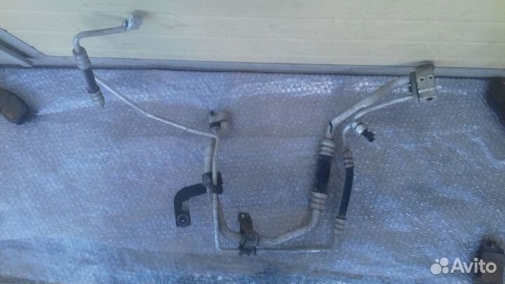 Киа Рио 2 трубки кондиционера