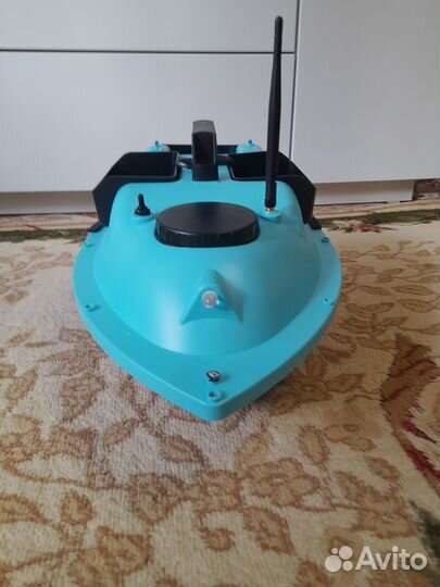 Прикормочный кораблик с gps на 16 точек