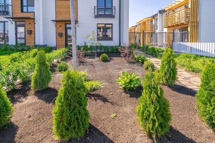 Таунхаус 99,7 м² на участке 1 сот.