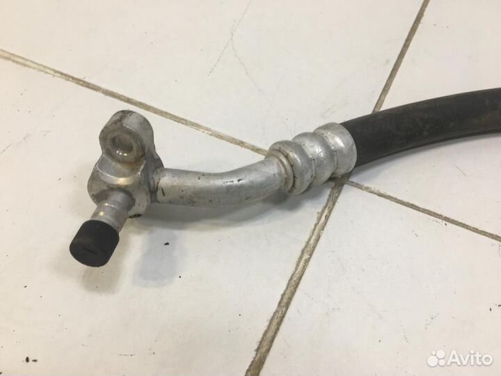 Трубка кондиционера Jeep Grand Cherokee WK2 2010-2