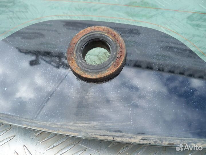 Стекло заднее Mazda Protege 5 2002г