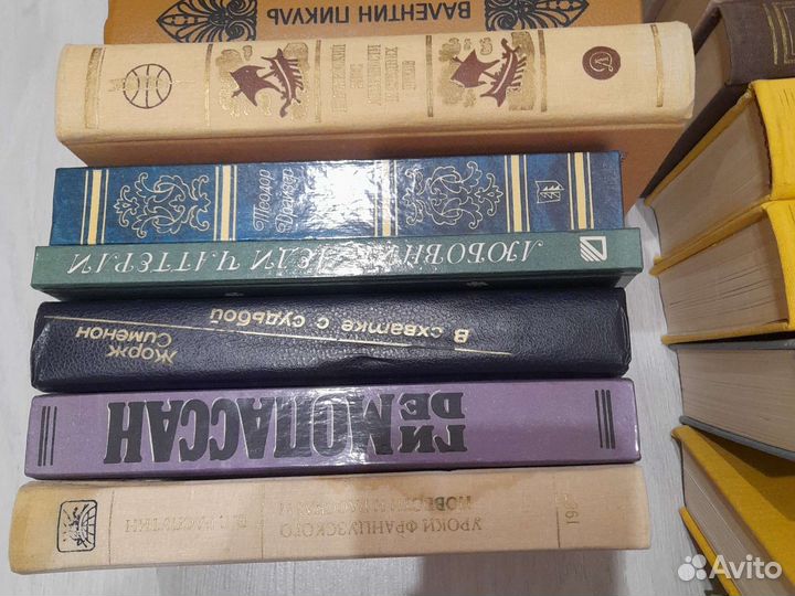 Книги, классика, при покупке б