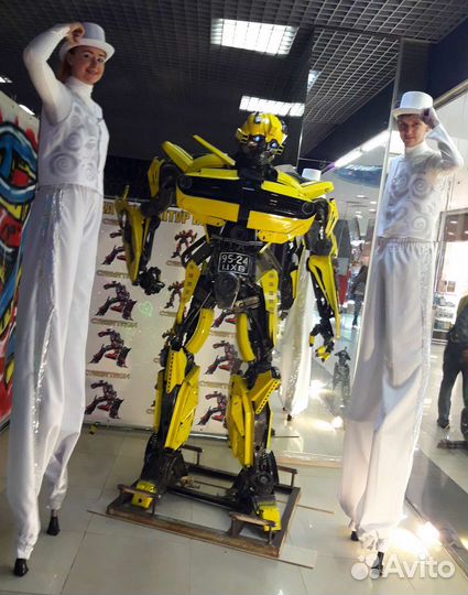 Трансформер бамблби арт скульптура из металла