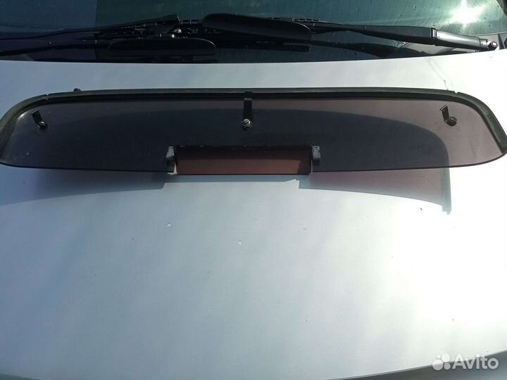 Дефлектор люка хонда одиссей
