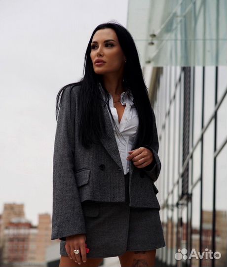 Модель для рекламы одежды