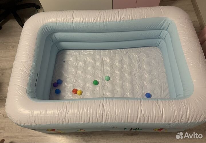 Бассейн надувной новый 163*110*53
