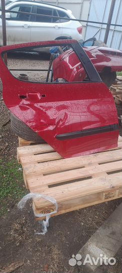 Дверь peugeot 308