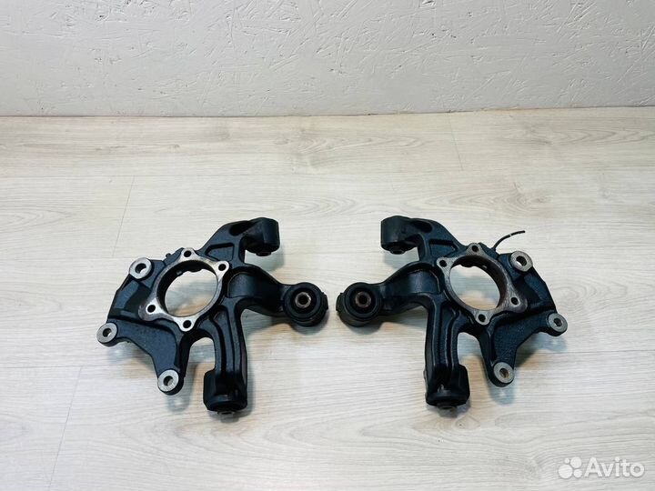 Цапфа задняя Suzuki Grand Vitara 05-16