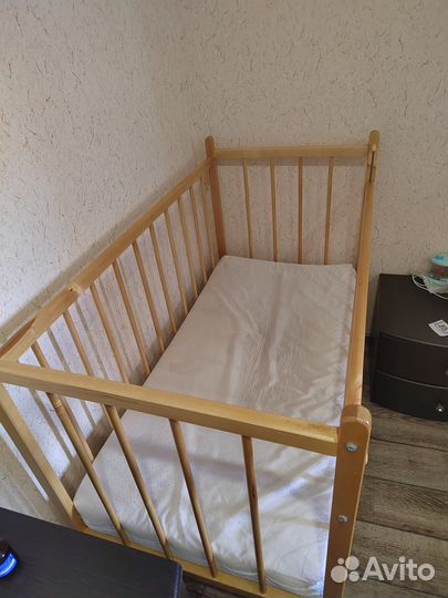 Детская кровать маятник, с матрасом