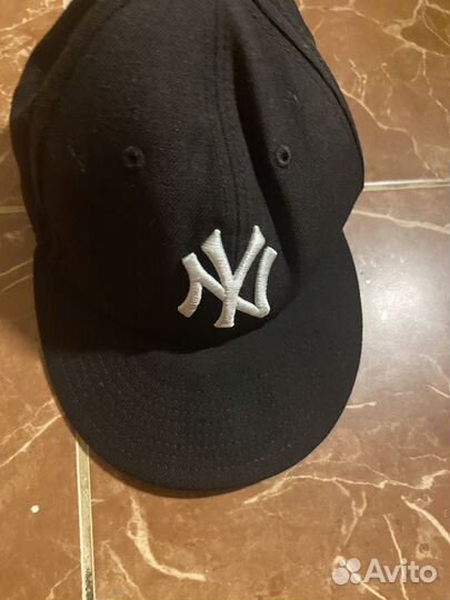 New york yankees кепка