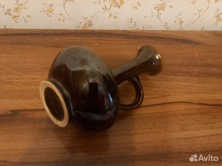 Маленькая вазочка для цветов