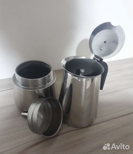 Гейзерная кофеварка