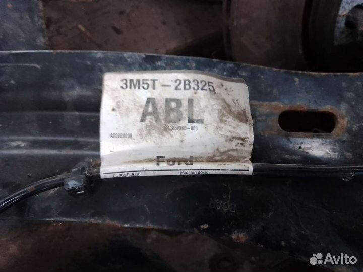 Рычаг задний в сборе левый Ford Focus 2