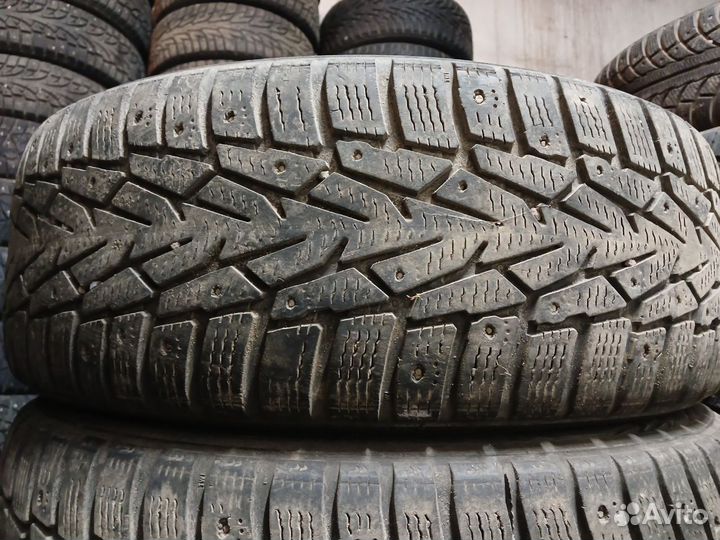 Nokian Tyres Hakkapeliitta 7 205/60 R16