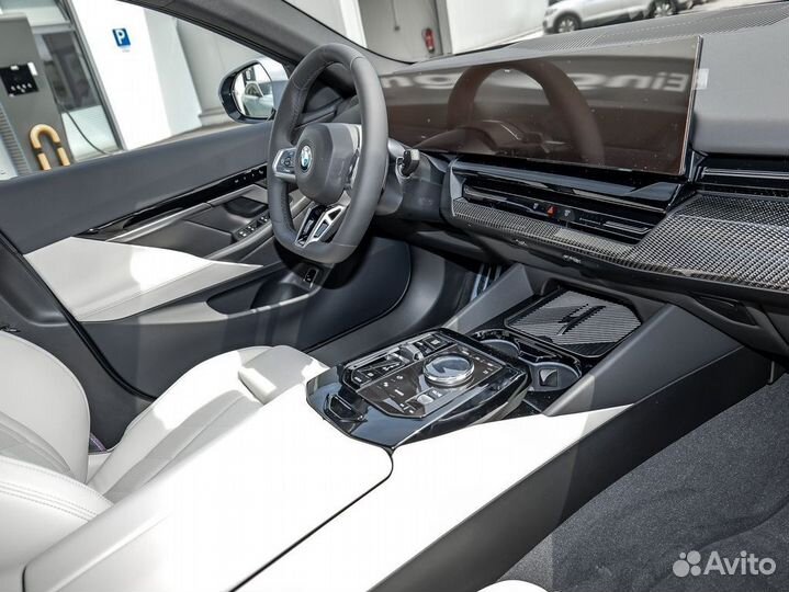 BMW 5 серия 2.0 AT, 2023, 10 км