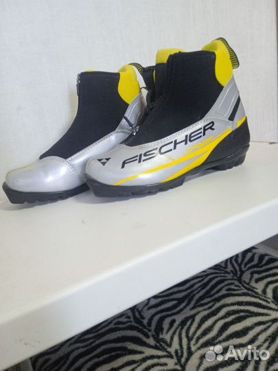 Лыжные ботинки fischer 38 размер