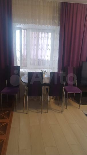 2-к. квартира, 62 м², 2/14 эт.