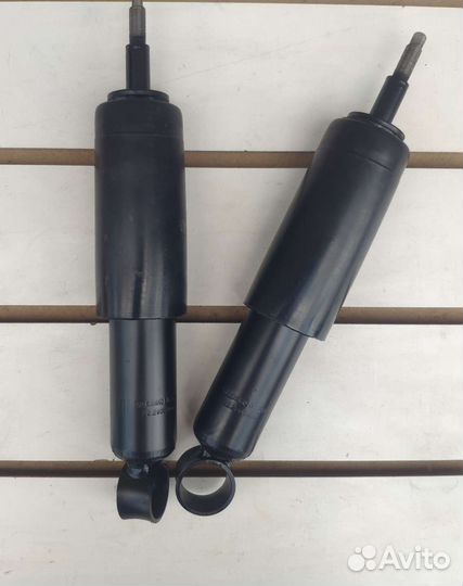 Амортизатор передний на Москвич 412