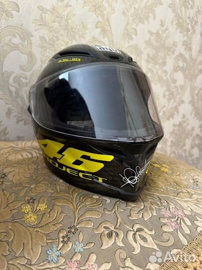 Мотоциклетный шлем AGV карбон валинтина росси