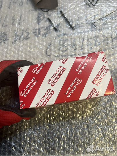 Оригинальные Тормозные колодки Toyota Camry V70