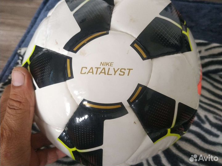 Футбольный мяч nike