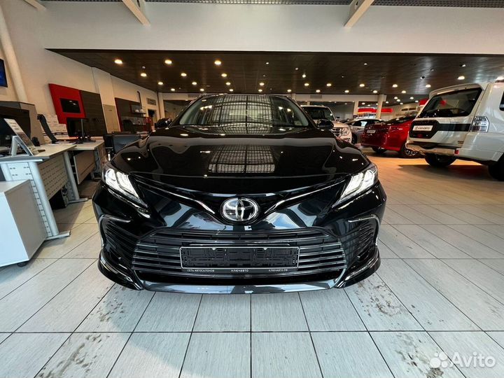 Toyota Camry 2.5 AT, 2023