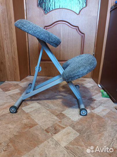 Ортопедический коленный стул