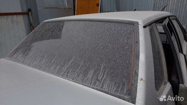 Стекло заднее ваз 2115