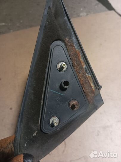 Зеркало правое правое Nissan Sunny FB15 1998-2004