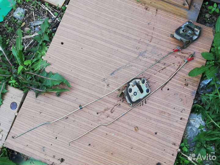 Замок багажника Опель Фронтера А