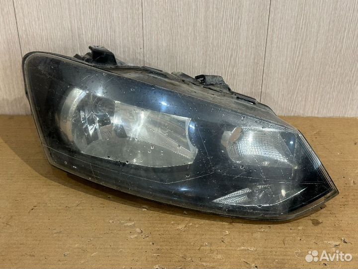 Фара правая левая Volkswagen Polo 5 дефект