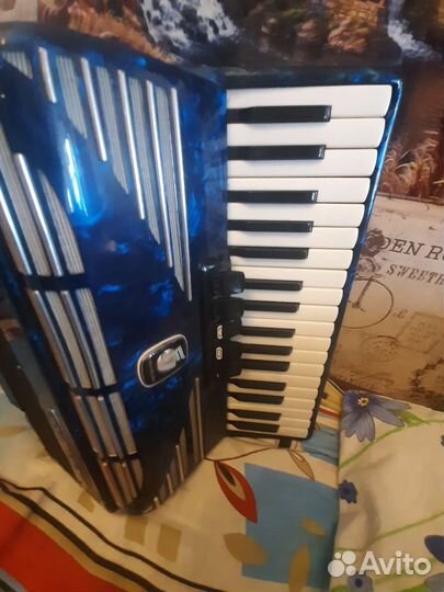 Продаю аккордеон