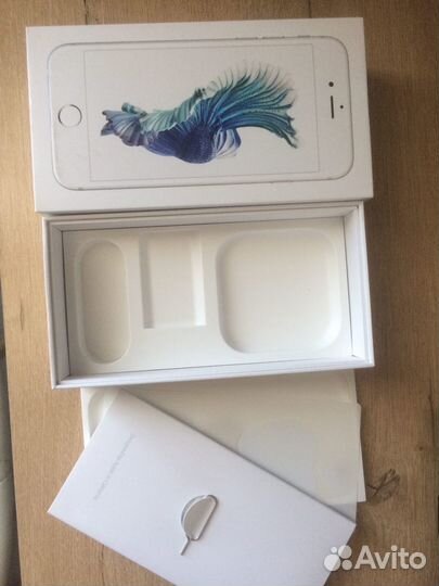 Коробки для iPhone