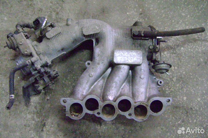 Toyota Windom 1998 Впускной коллектор