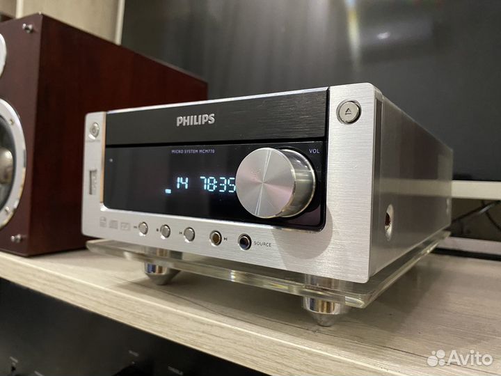 Музыкальный центр Philips MCM770(USB)