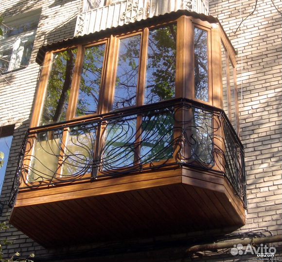 Остекление балконов в пятиэтажке. Окна пвх