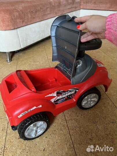 Детская машинка толокар