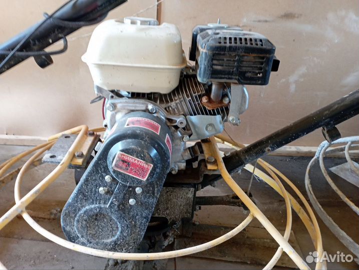 Затирочная машина по бетону SPT-361