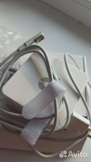 Зарядное устройство для MacBook