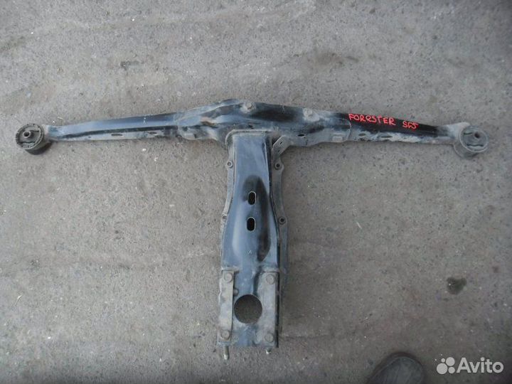 Балка задняя Subaru Forester SF5
