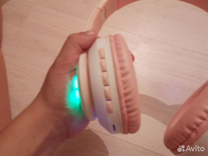 Беспроводные наушники