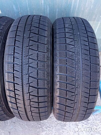 Bridgestone Blizzak Revo GZ 205/60 R16 92Q