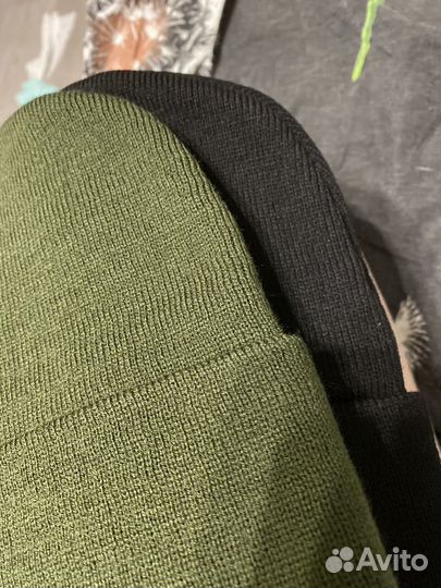 Шапки новые унисекс