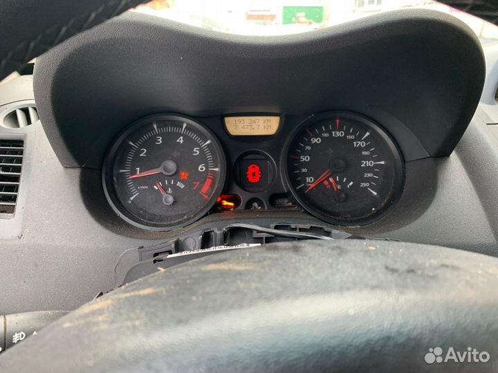 В разборе renault megane 2 1.6