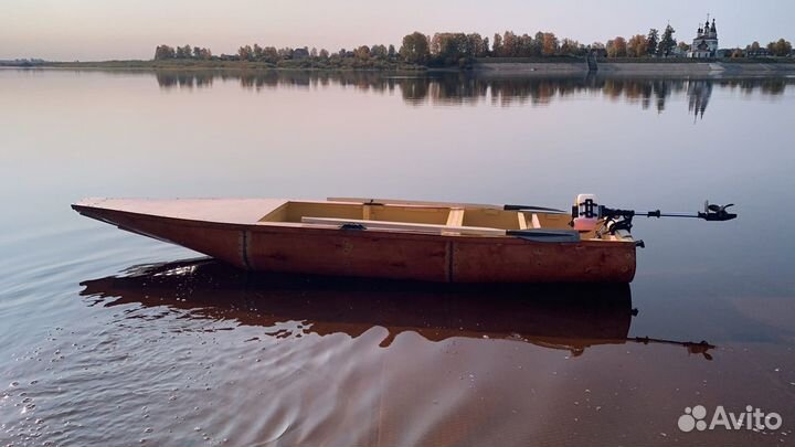 Лодка под мотор
