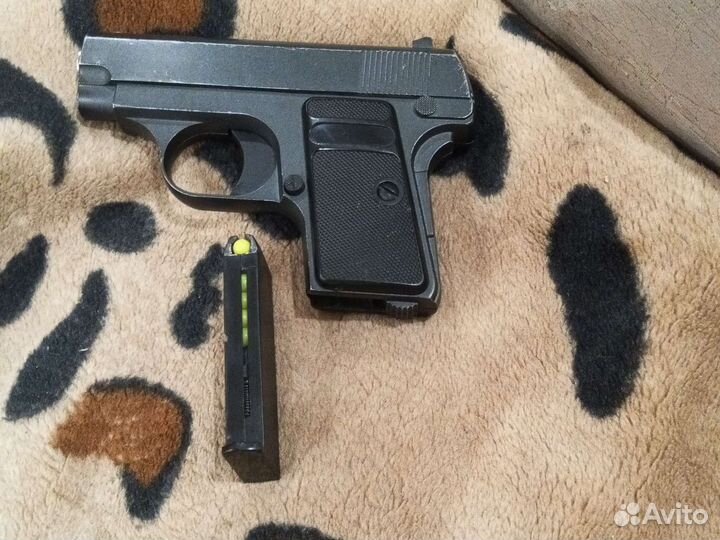 Пистолет железный игрушечный